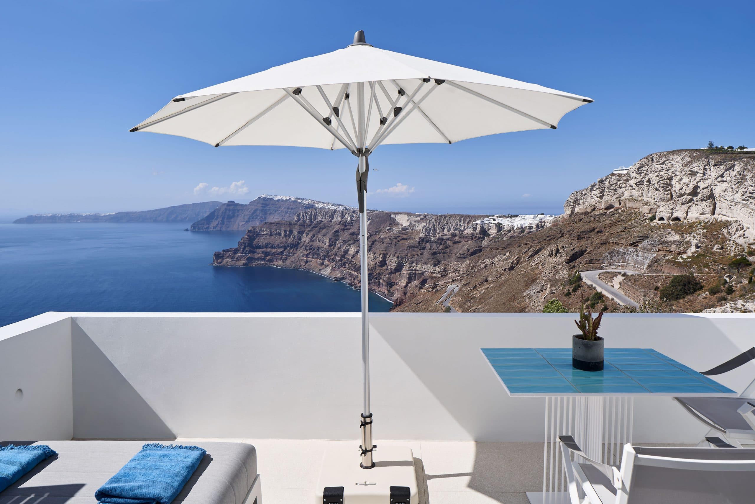 Suites in Santorini