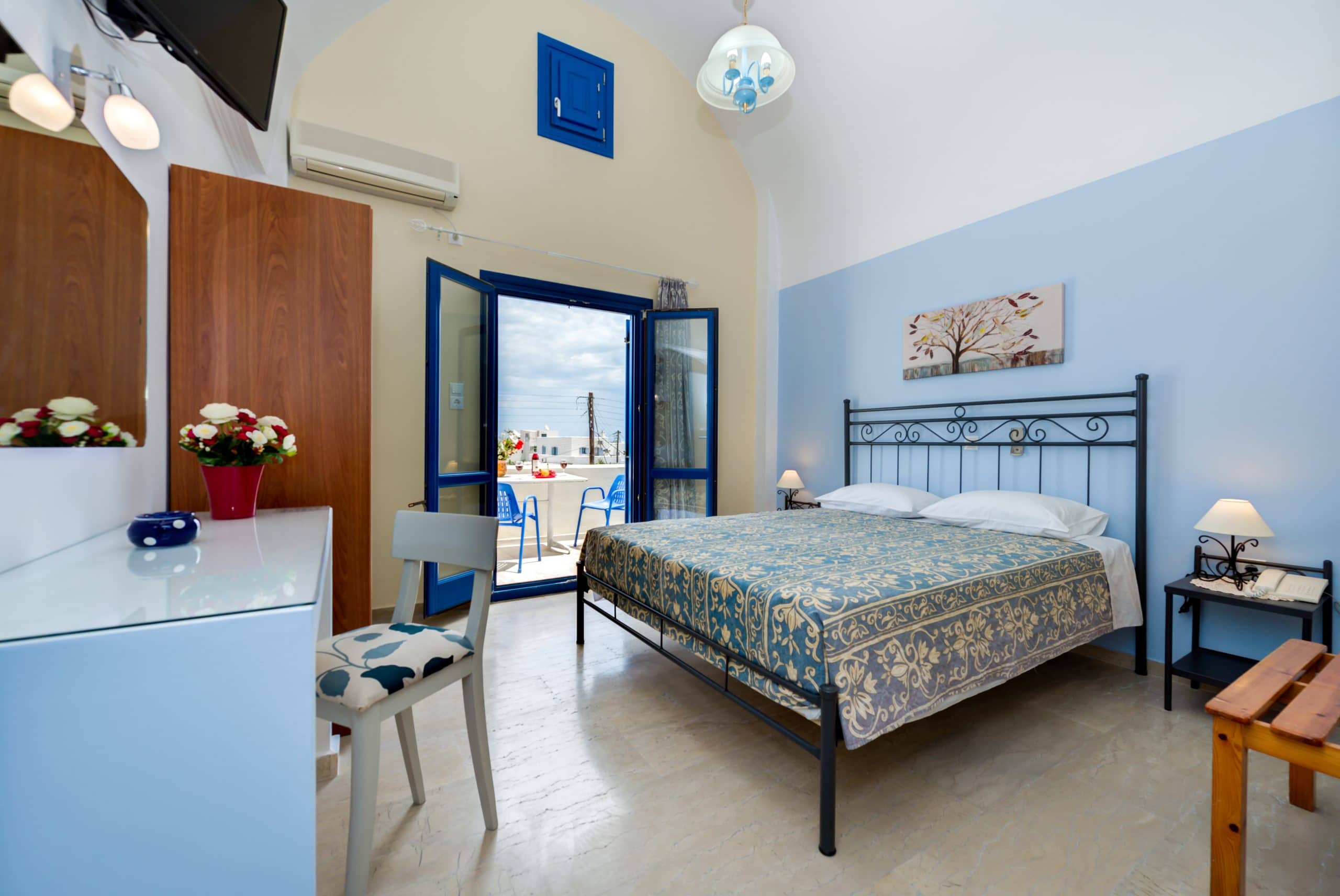 Hotel in Santorini